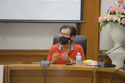 นายมรกต พิธรัตน์ นายกสมาคมศิษย์เก่ามหาวิทยาลัยขอนแก่น