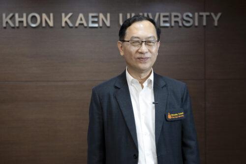 University President Assoc. Prof. Dr. Charnchai Panthongviriyakul