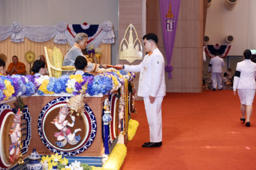 นายณัฐ ตระการไทย รับพระราชทานรางวัลศรีกาลพฤกษ์